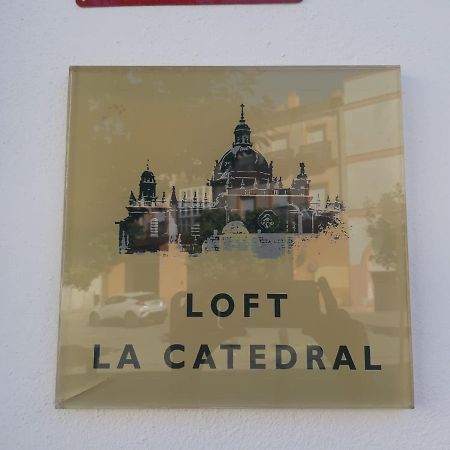 ヘレスLoft La Catedral - Parking Disponibleアパートメント エクステリア 写真